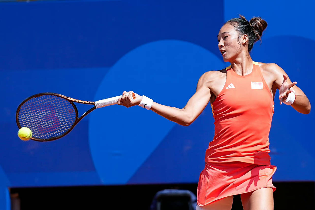 网球球员突破自我,表现堪称完美 网球球员突破自我,表现堪称完美