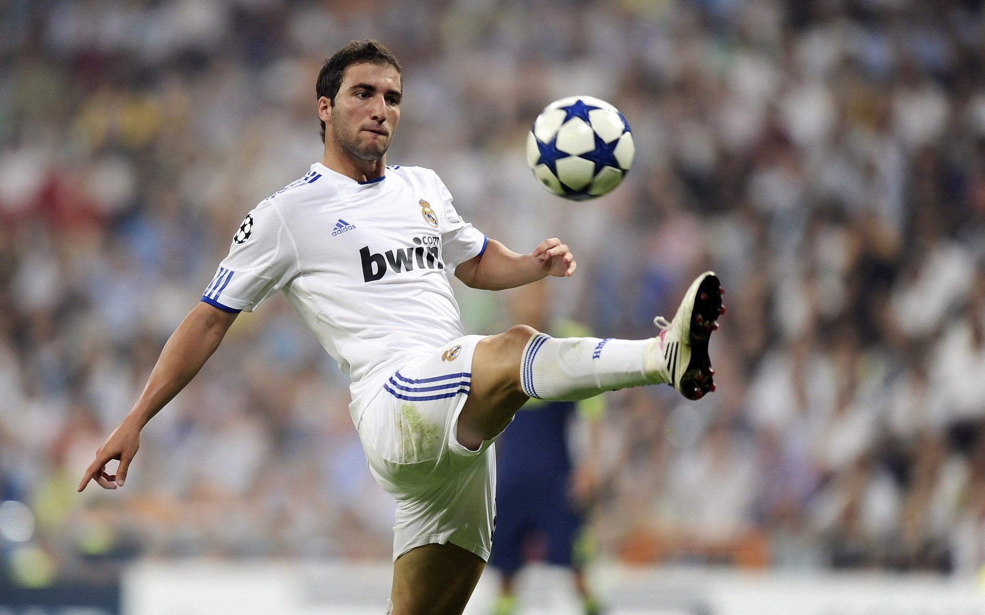 无名小卒掀翻豪强！魔术爆冷猛龙背后，马克西的逆袭宣言