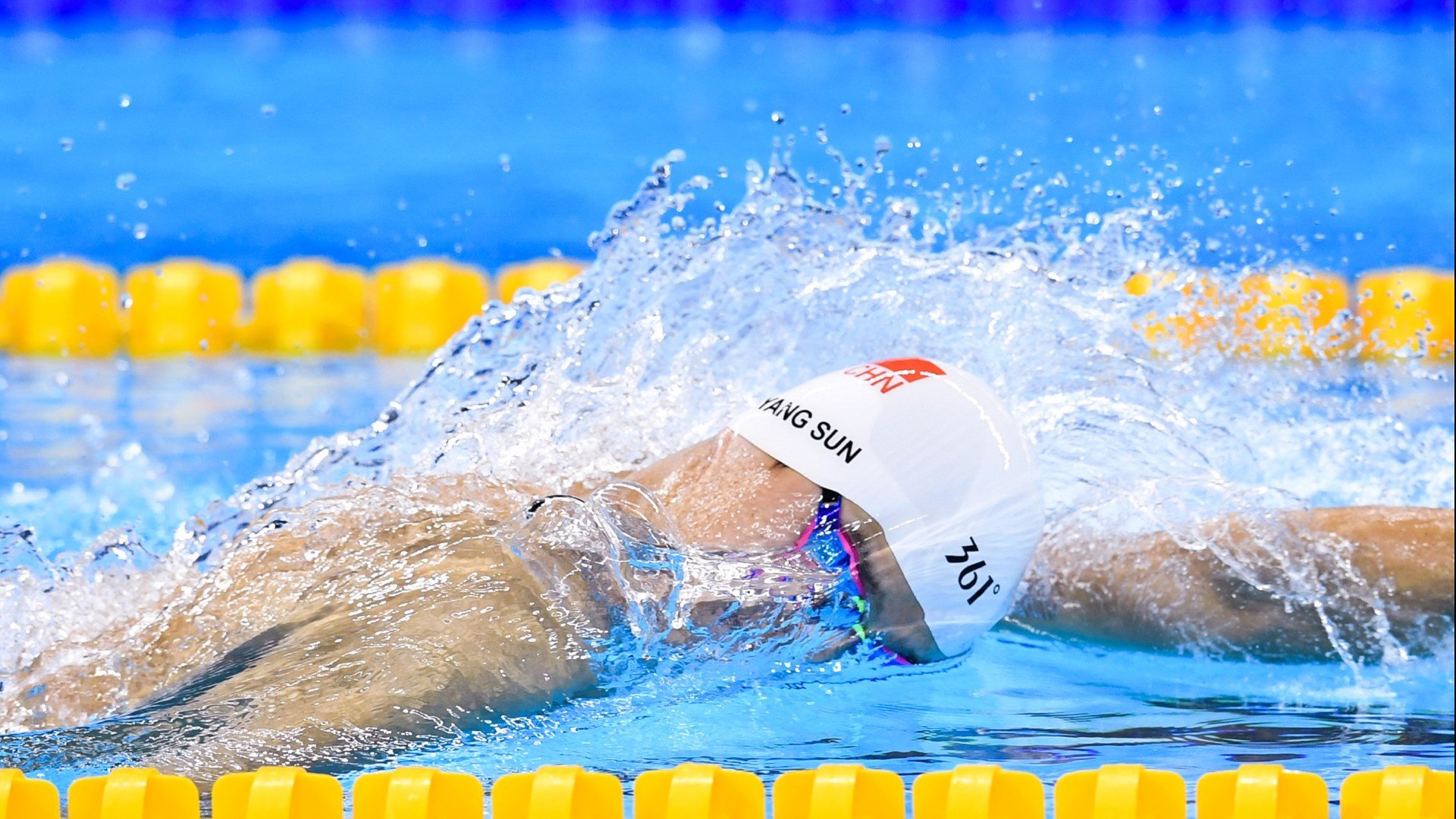 当利矛遇见坚盾，格纳布里的完美艺术与佛罗伦萨的钢铁秩序